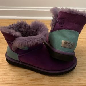UGG Mini Bailey Button Purple, Women’s Size 8